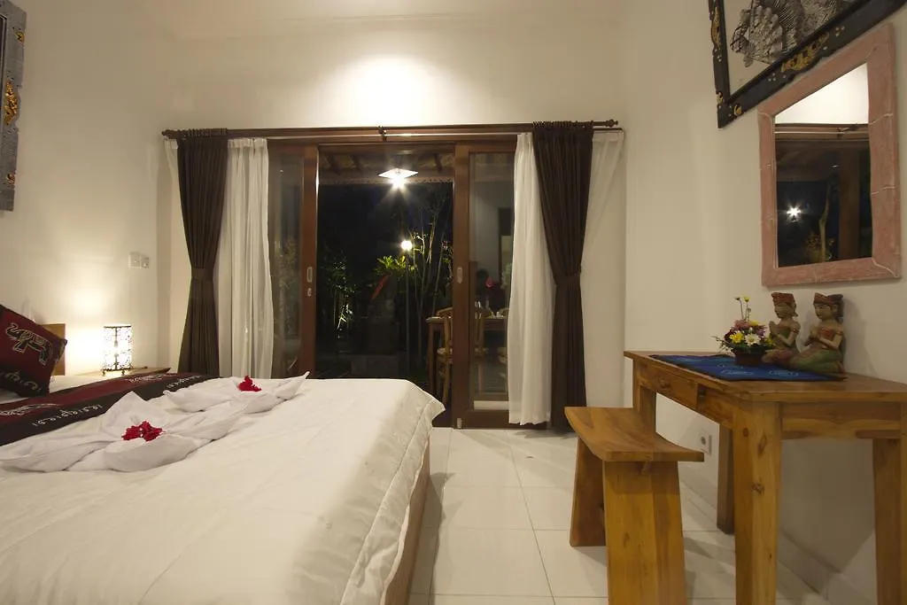 Uma Loris Ubud 3*,