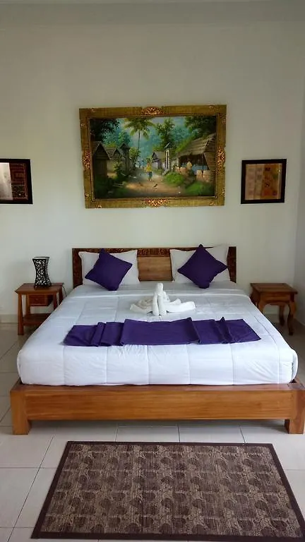 Uma Loris Ubud אובוד